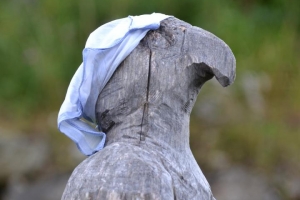 Breitenbach_Annemarie_Geschnitzter Adler aus Holz