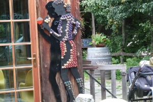 Breitenbach_Kurt_Figur aus Kaffeedöschen