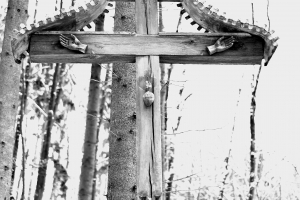 Theo Broßler, Das Holzkreuz
