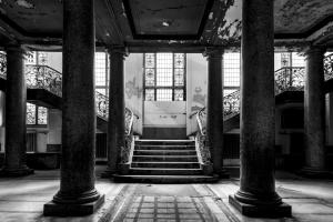 12 266_forgotten-places