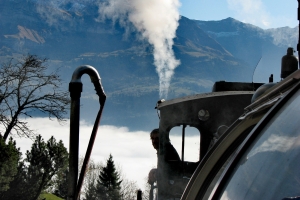 Platz-38.-Klaus-Ahke_Nebel_und_Dampf_bei_Brienz